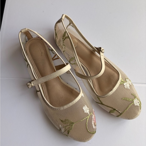 Olivia and Kate Shoes - Beige Embroidered Mary Jane Flats with Floral Detail - Women's